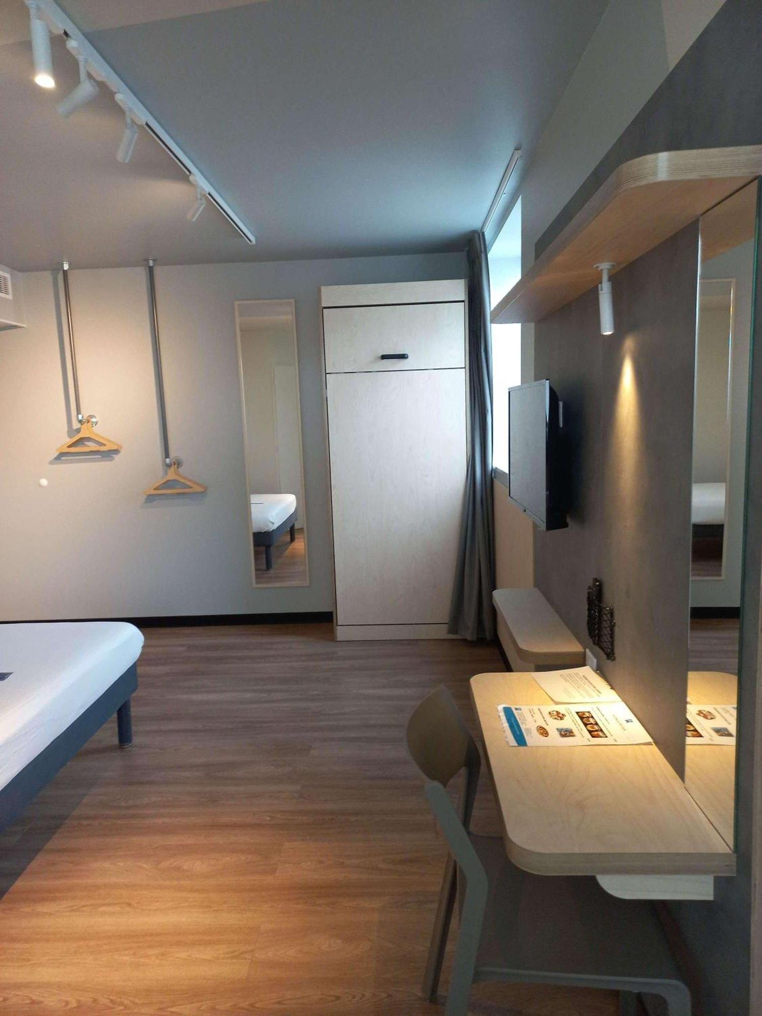 Ibis Budget Massy