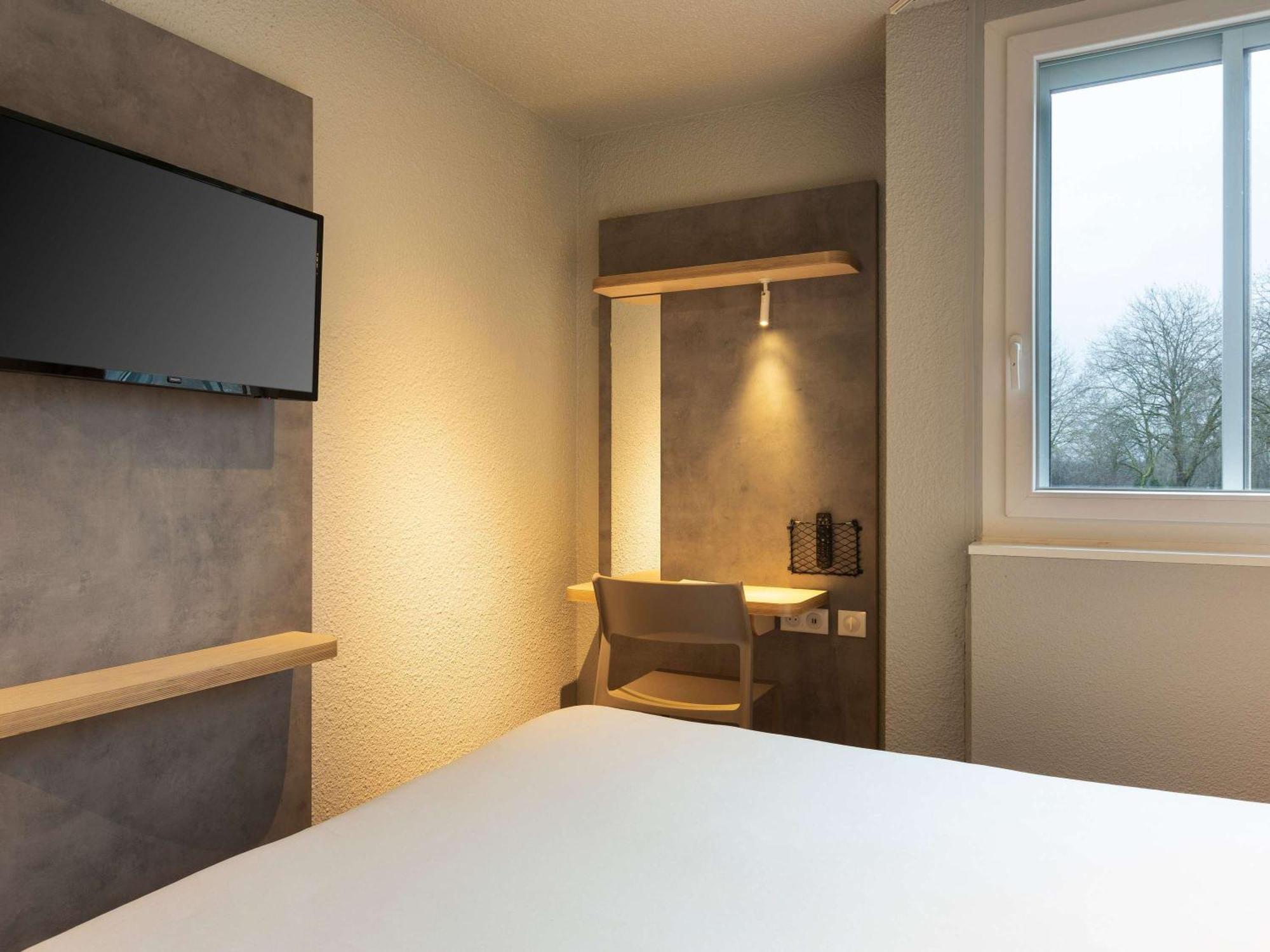 Hotel Ibis Budget Massy Renove 2024 2*
