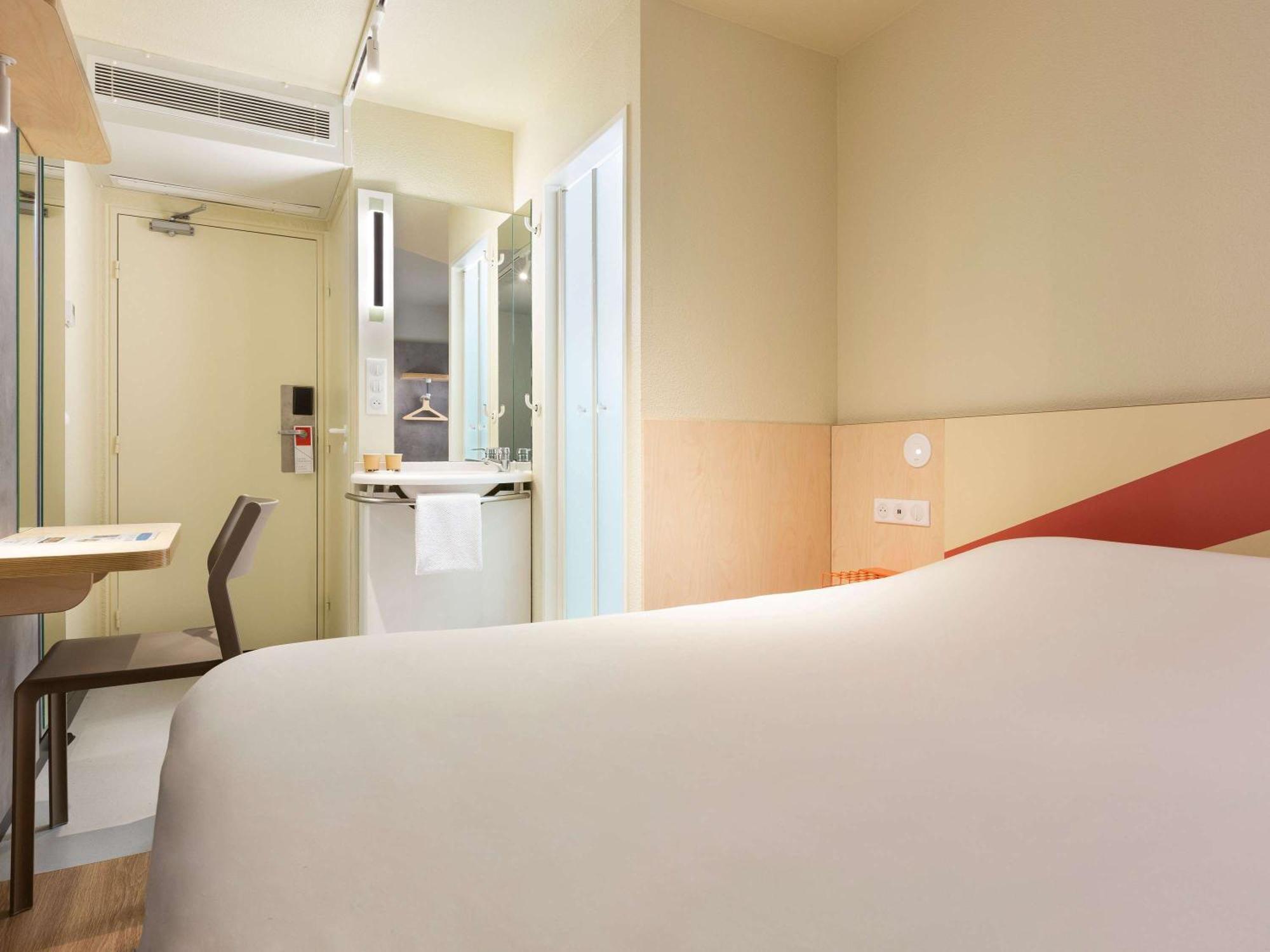 Ibis Budget Massy Renove 2024 2*