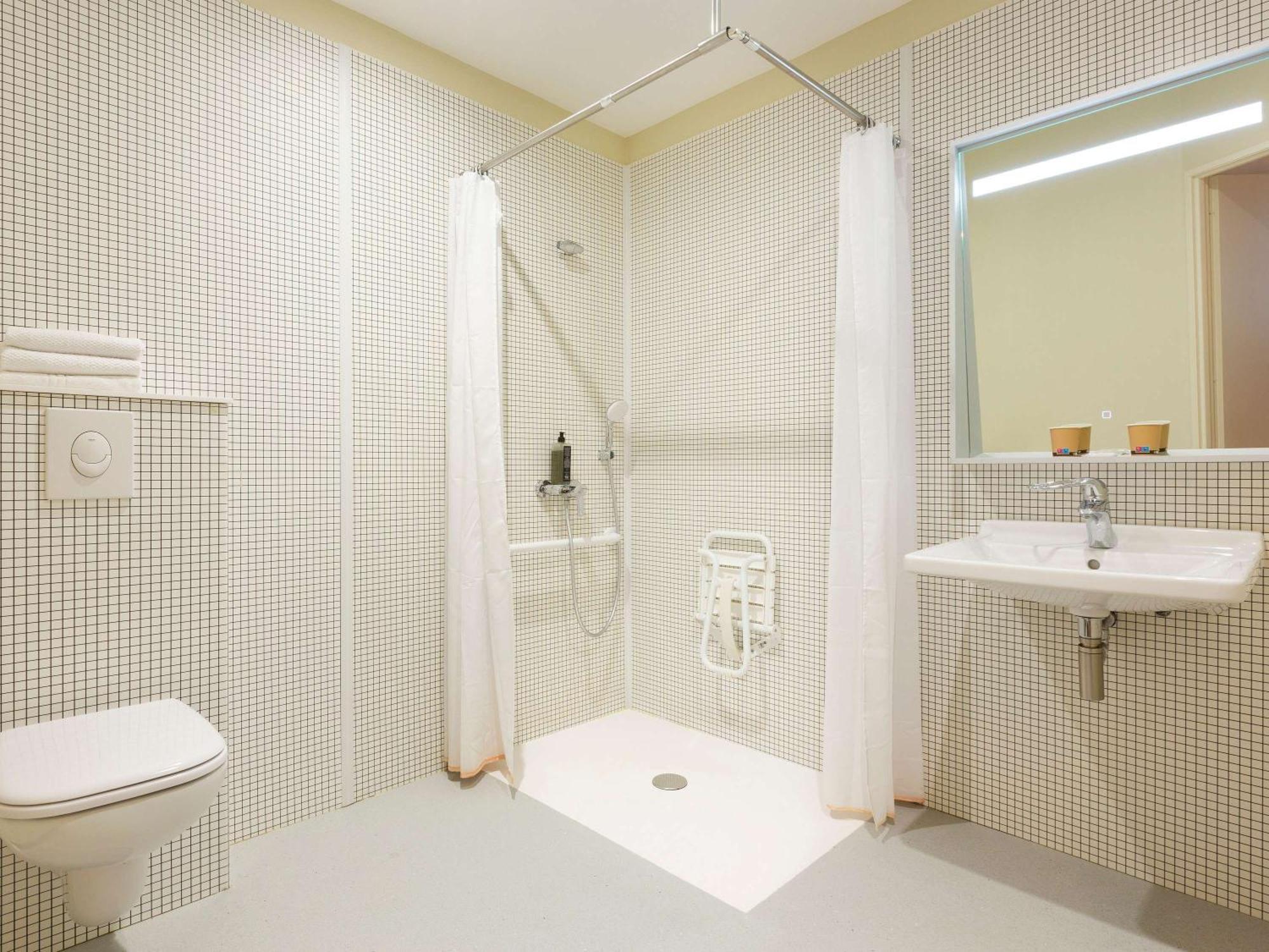 Hotel Ibis Budget Massy Renove 2024 2*