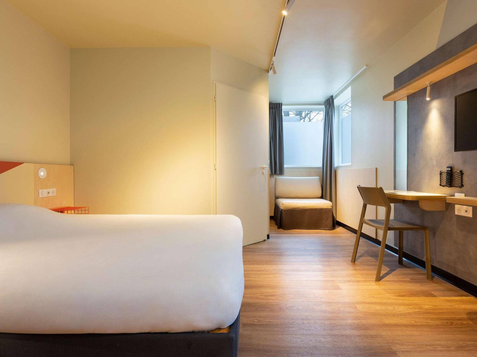 Ibis Budget Massy 2*
